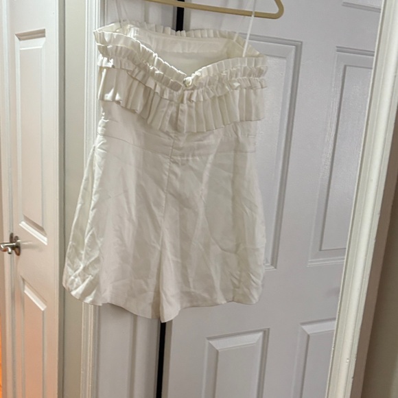 White Ruffled Strapless Romper - Picture 2 of 2